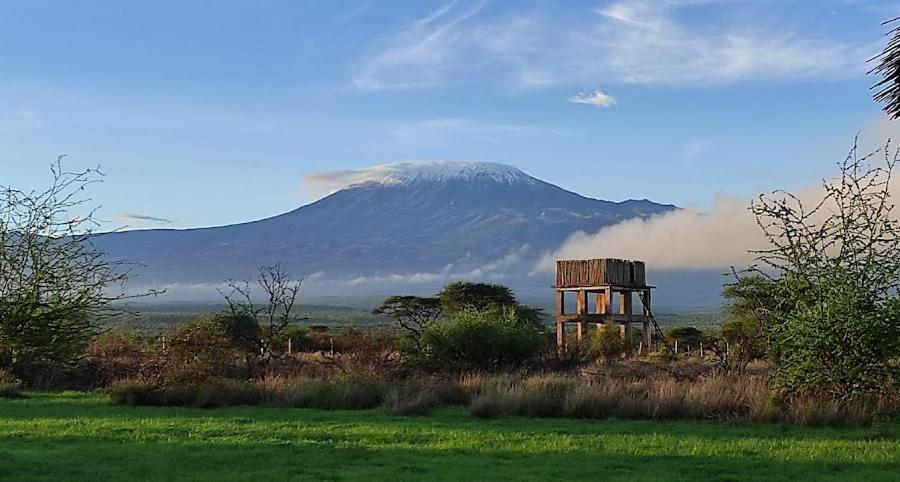 Aa Lodge Amboseli Εξωτερικό φωτογραφία